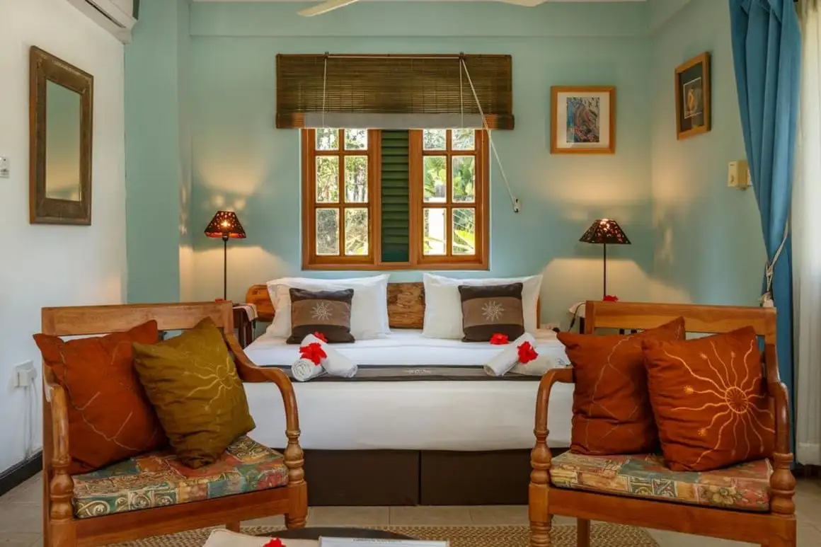 Oasis Hotel Restaurant seychelles