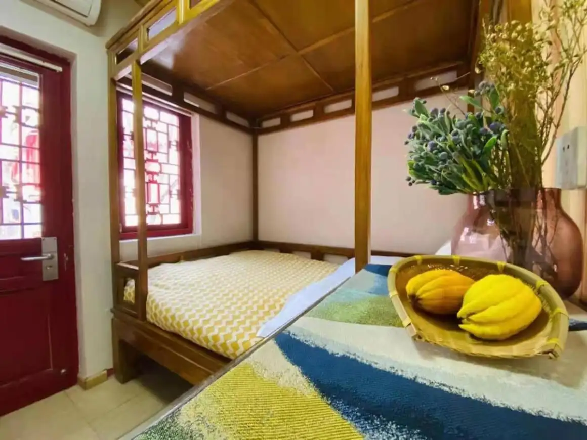 SonGy Hundred Year Courtyard Hotel
