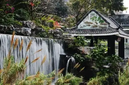 Việt Tú, Quảng Châu