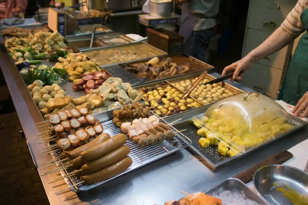 Đền Man Mo, Hồng Kông