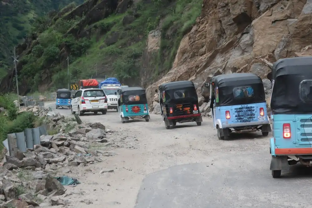 é seguro dirigir no Nepal