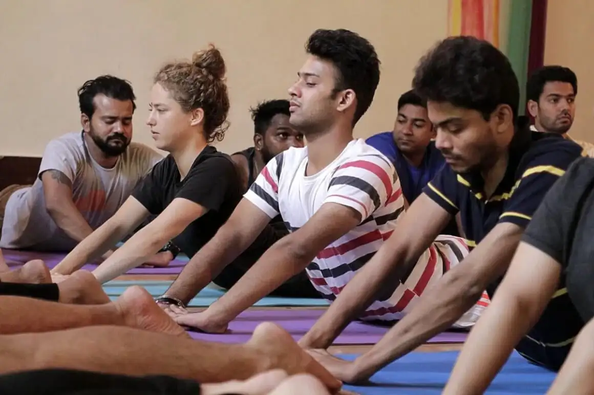 30 días redescúbrete a ti mismo: yoga y meditación