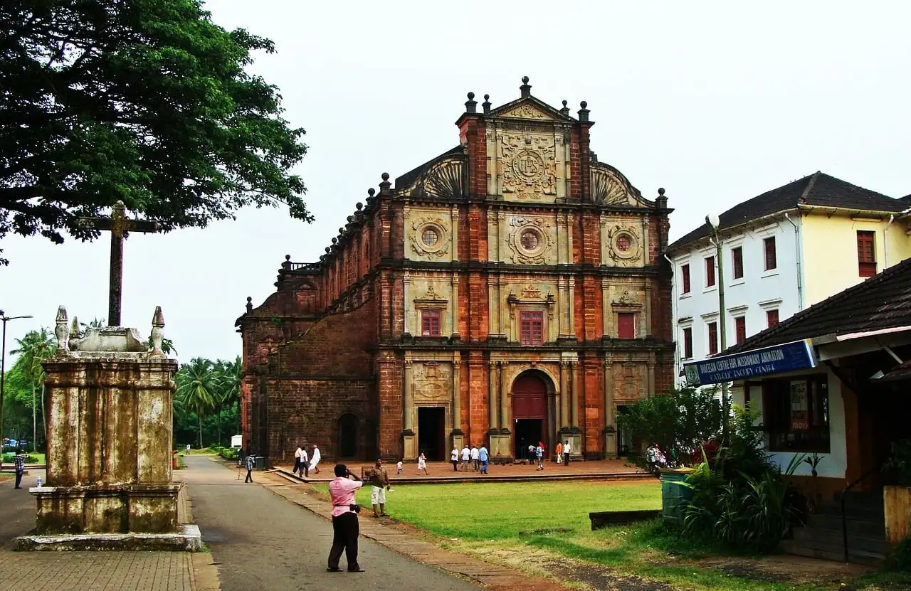 goa'ya seyahat maliyeti