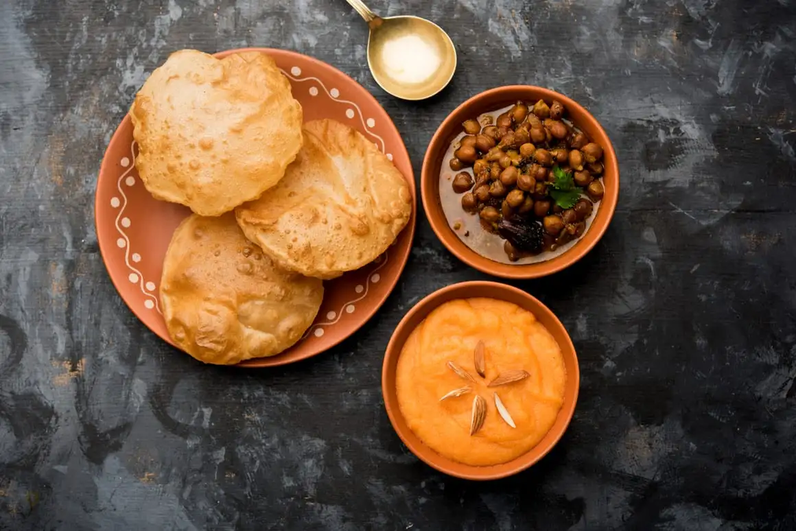 Halwa Puri, Pakistan