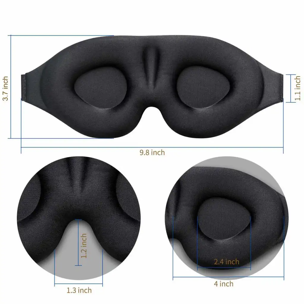Dois mochileiros com máscaras de cavalo se perguntando o que é um albergue