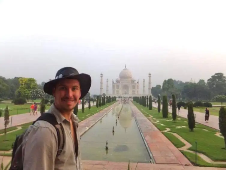 jovem will hatton no taj mahal