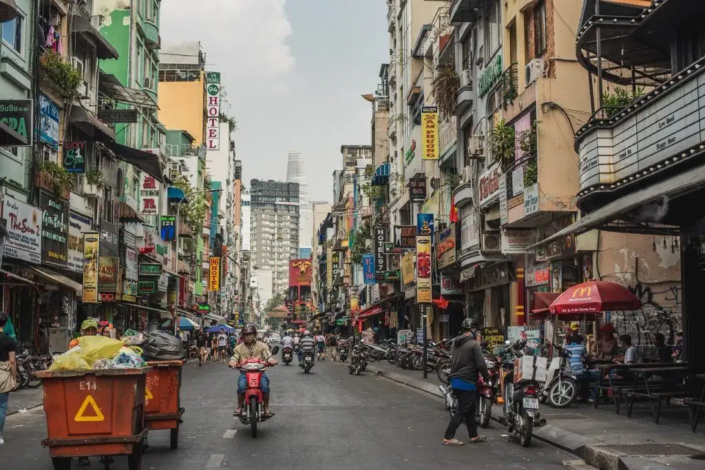rue pham ngu lao ho chi minh vietnam