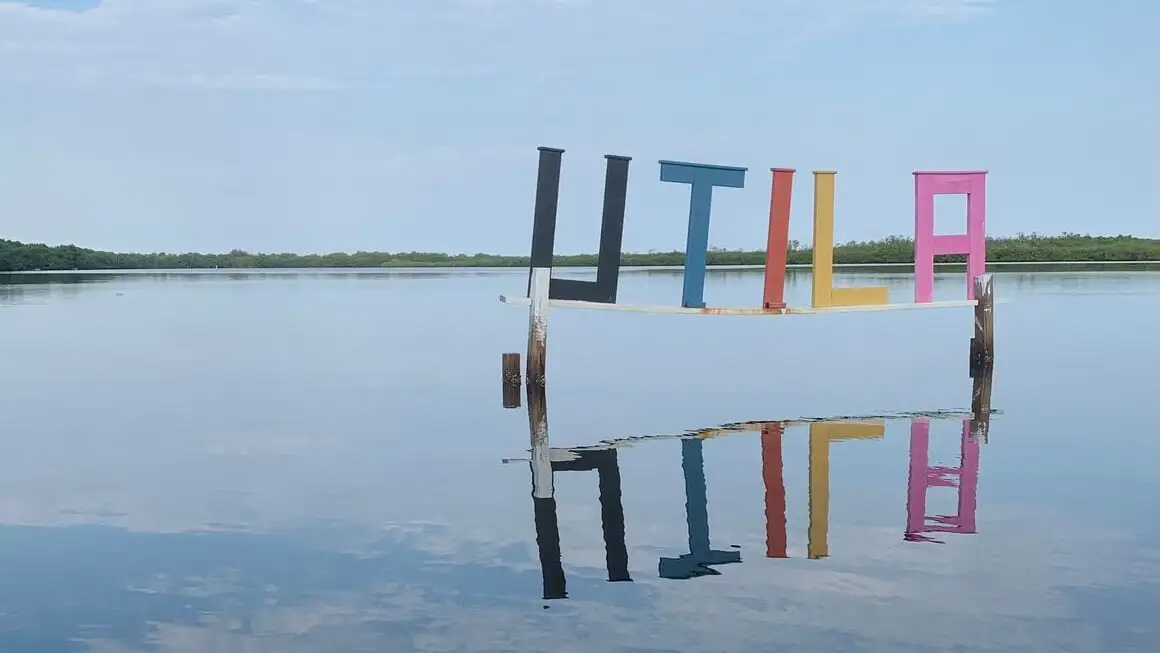 Utila Honduras assina no oceano caribenho