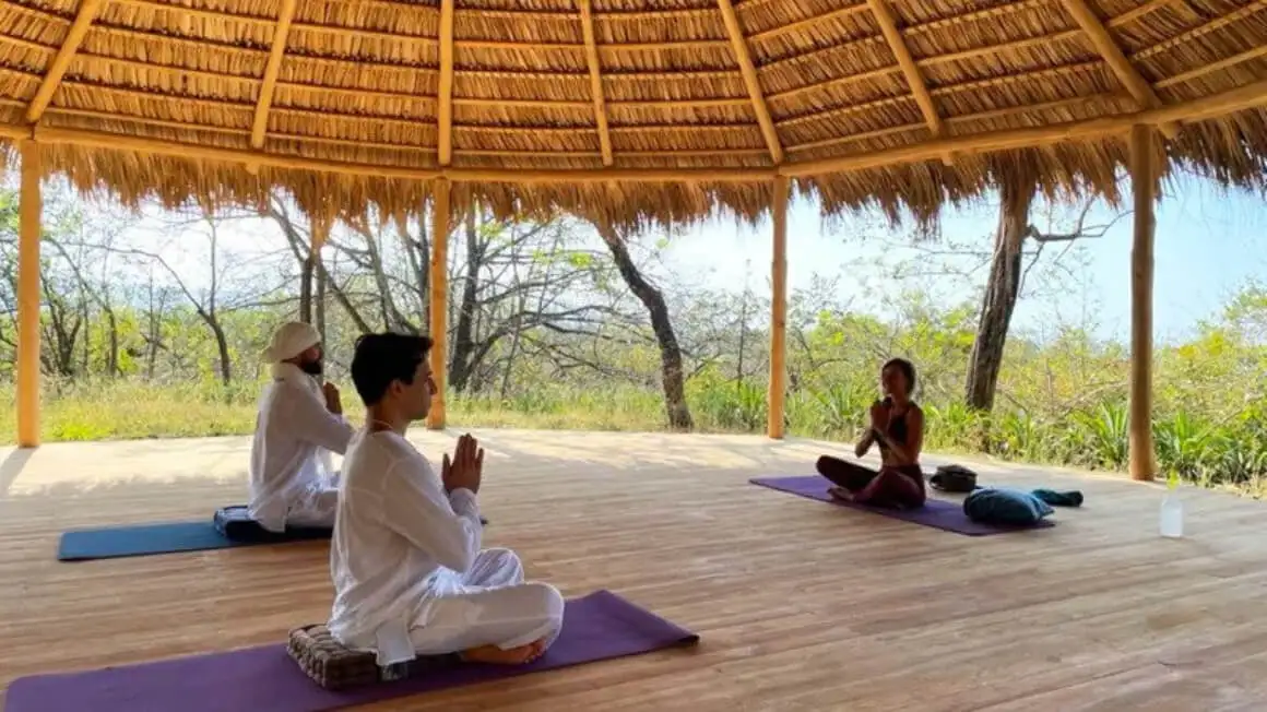 7 jours en retraite de kundalini yoga et de respiration