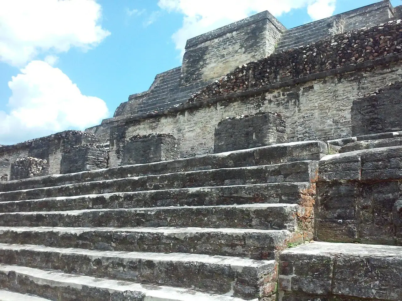 Xunantunich ট্যুর