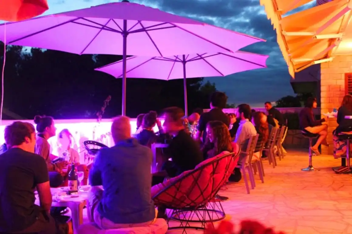 Youth Hostel Villa Marija cele mai bune pensiuni din Hvar