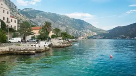 Shutterstock-Kotor-Bucht