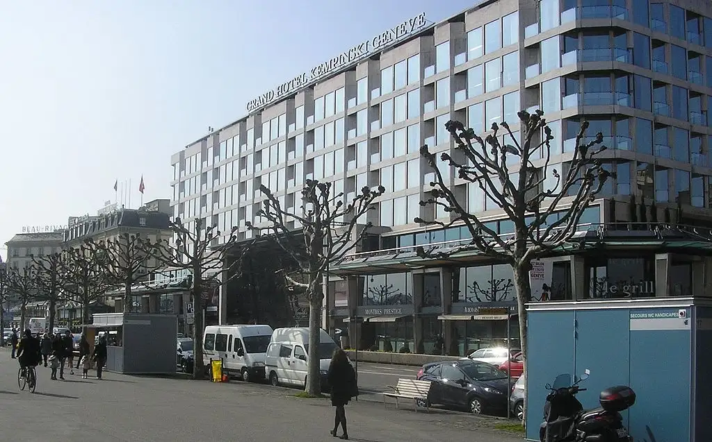 제네바 구시가지에 위치한 화려한 아파트 전체
