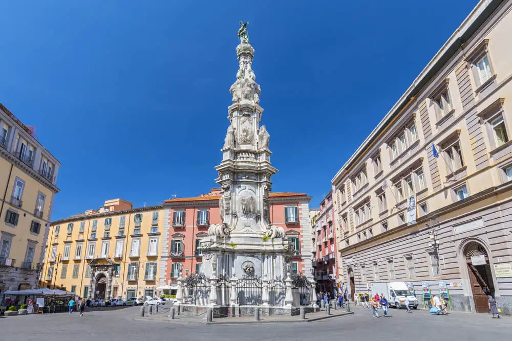 Praça San Domenico Maggiore