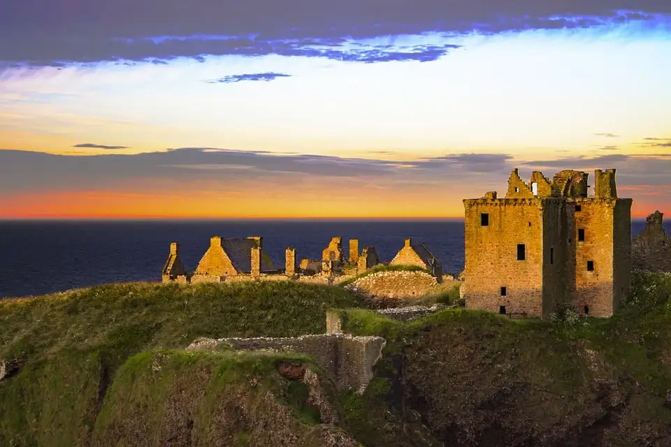 Castelo de Dunnottar mochilando na Escócia