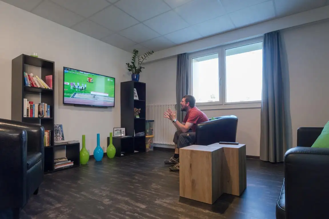 호텔 이비스 버젯 제네바 팔렉스포 에어로포트(Hotel ibis Budget Genève Palexpo Aéroport) 제네바 최고의 호스텔