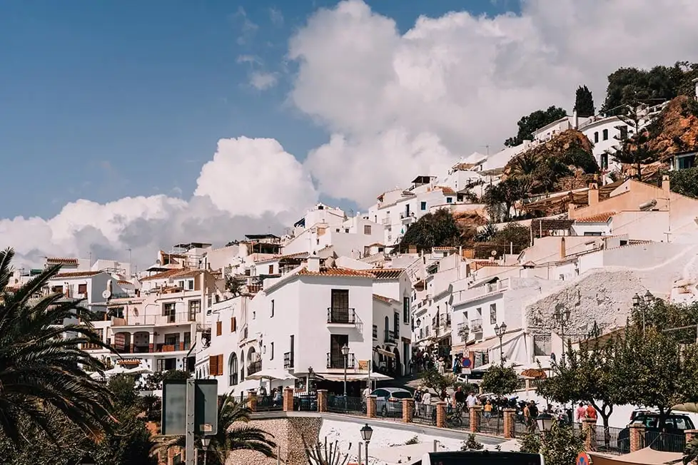 Un village blanchi à la chaux en Espagne