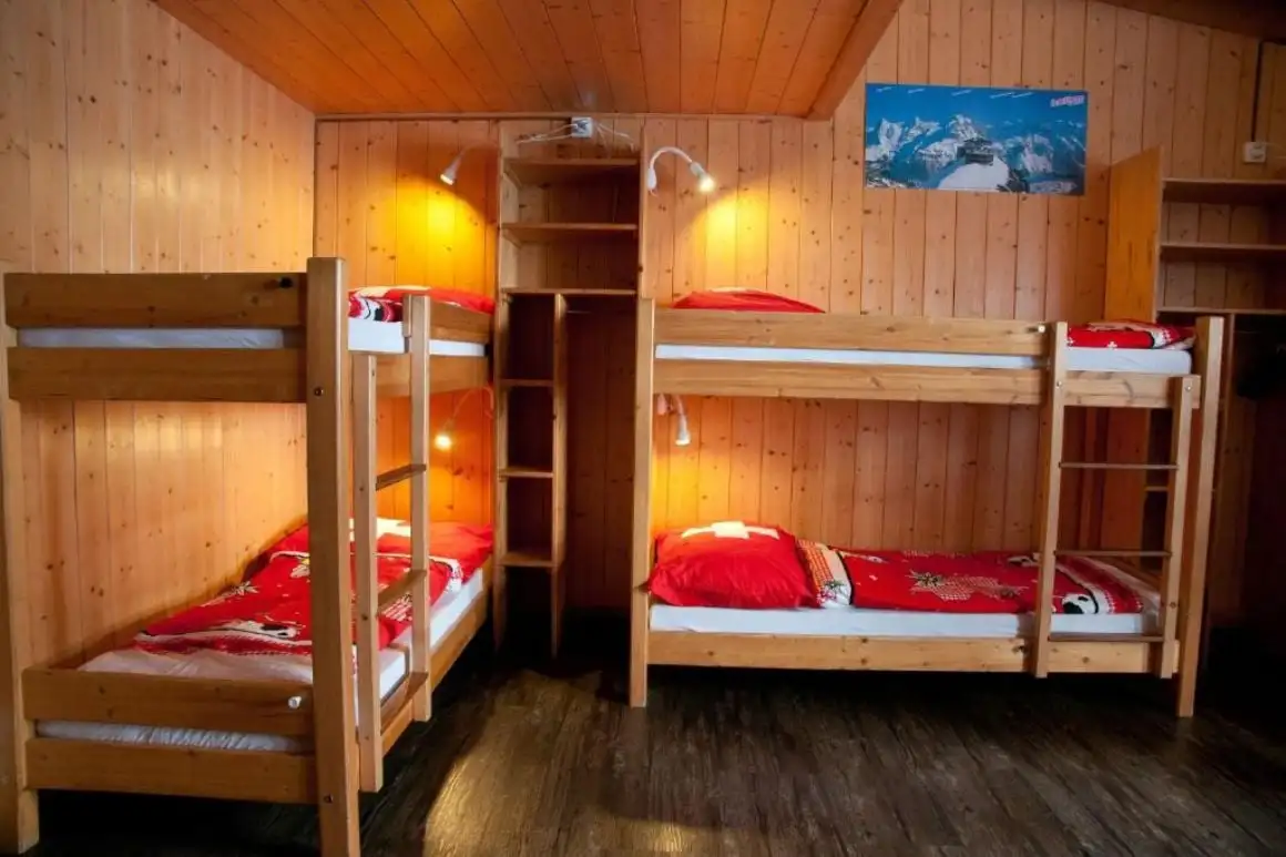 Apartament într-o cabană elvețiană lângă gara Lauterbrunnen