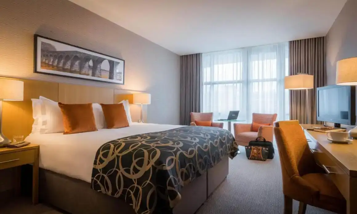 River Lee Hotel