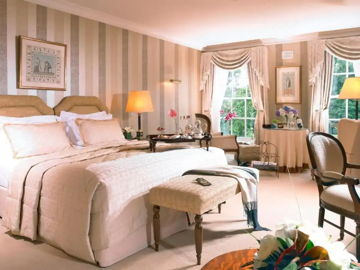 Hayfield Manor