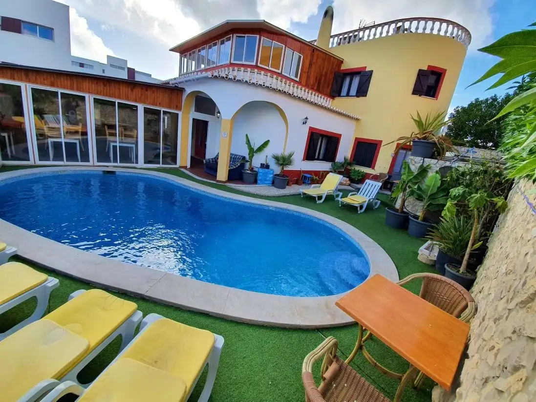 Hostel e Surf Camp 55