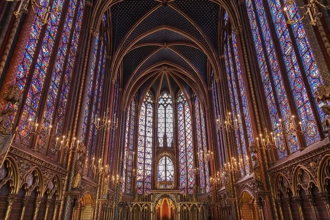Sainte-Chapelle - страхотно място за разглеждане в Париж