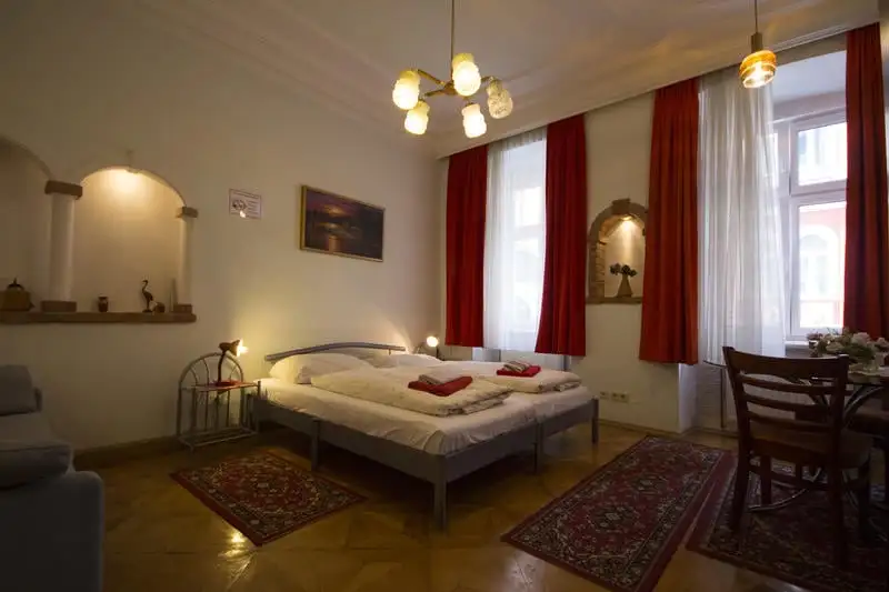 Westend City Best Party Hostel in Wenen