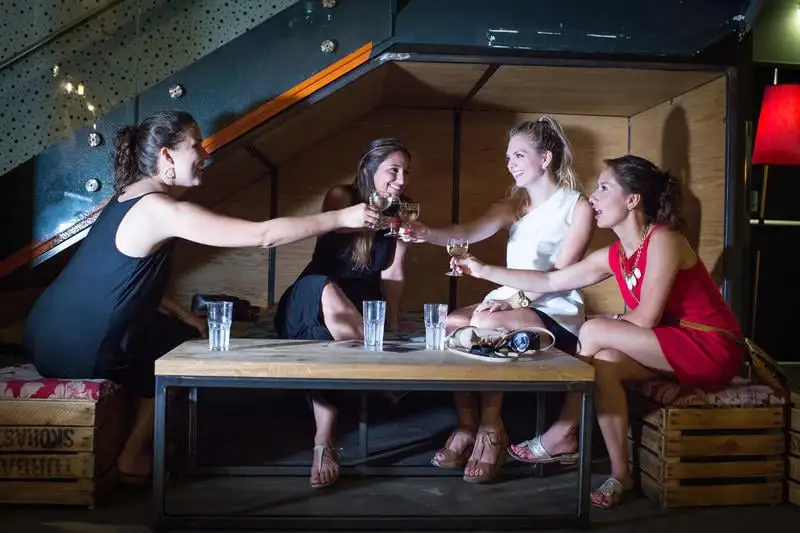 Een leuke en gezellige avond bij Wombats City Hostel Wenen op de Naschmarkt