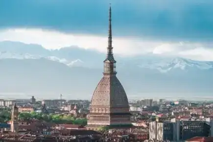 Shutterstock - Turín - Vanchiglia