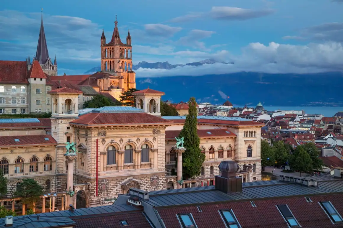Centrum města Lausanne ve Švýcarsku