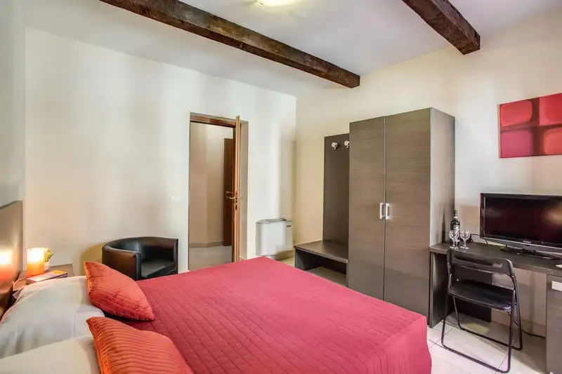 Hostel Des Artistes best hostels in Rome