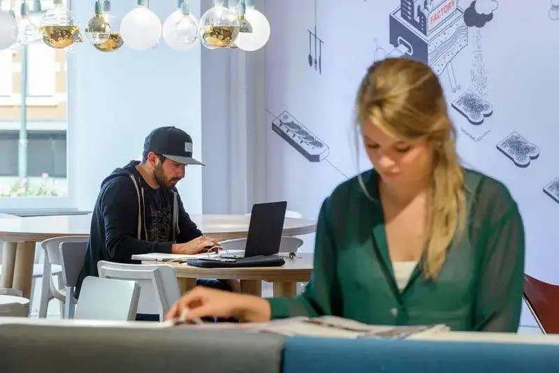 Bed & Breakfast – no Singel de Utrecht Melhor Hostel em Utrecht