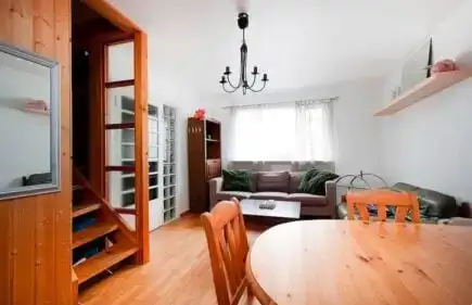 Aydınlık Oda, Çalışma Masası, Reykjavik