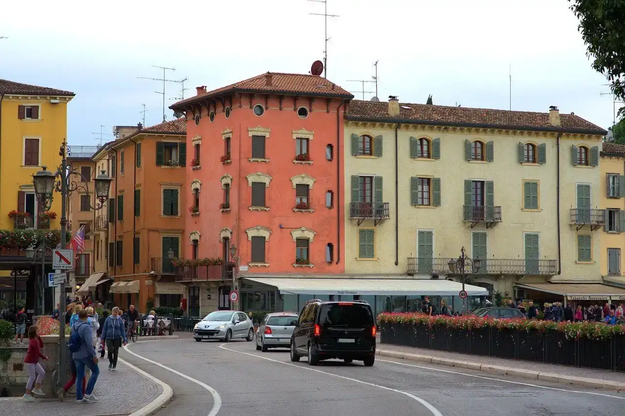 Er det trygt å kjøre i Italia