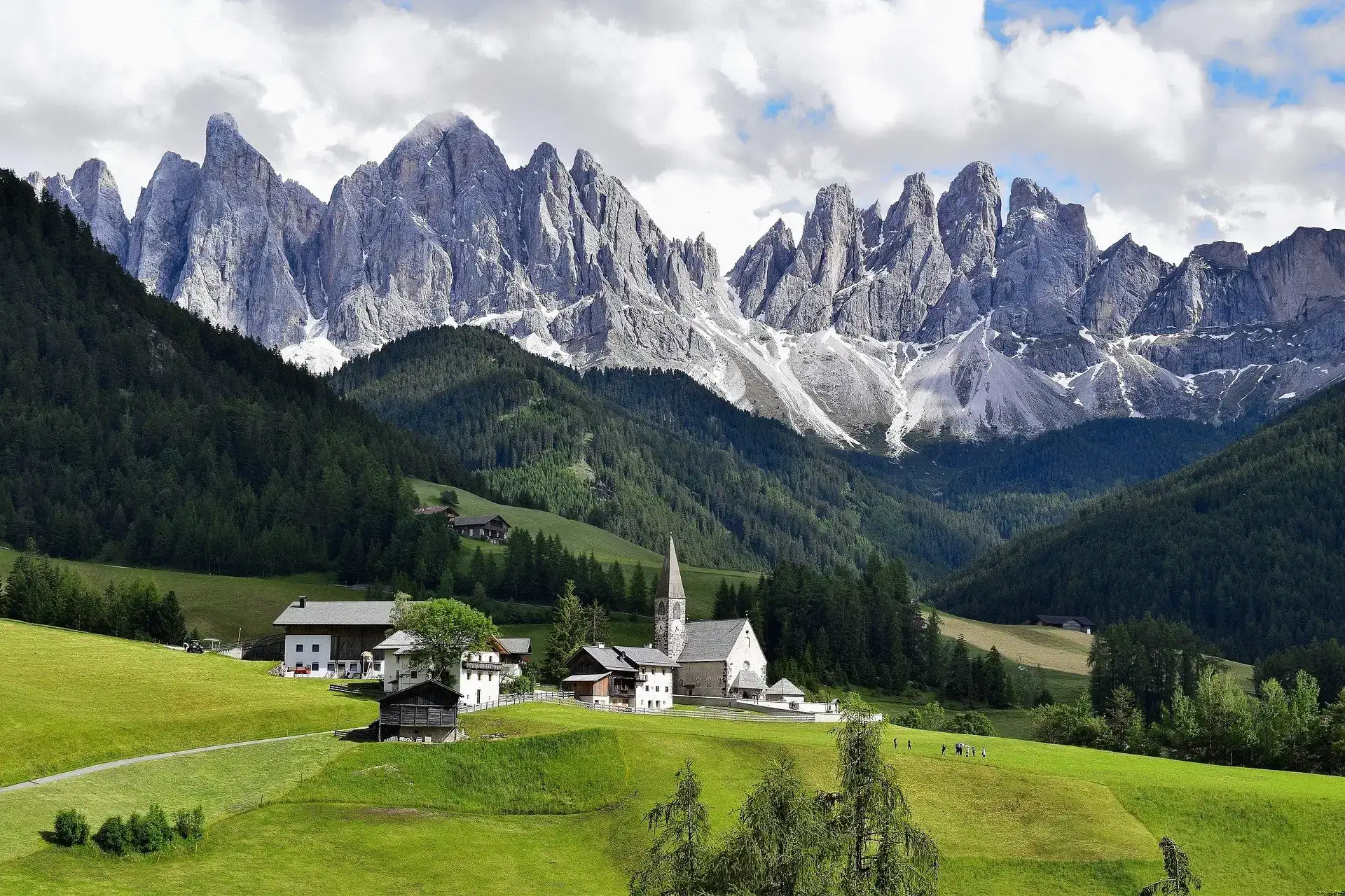 Dónde alojarse en Italia para vivir la aventura Los Dolomitas