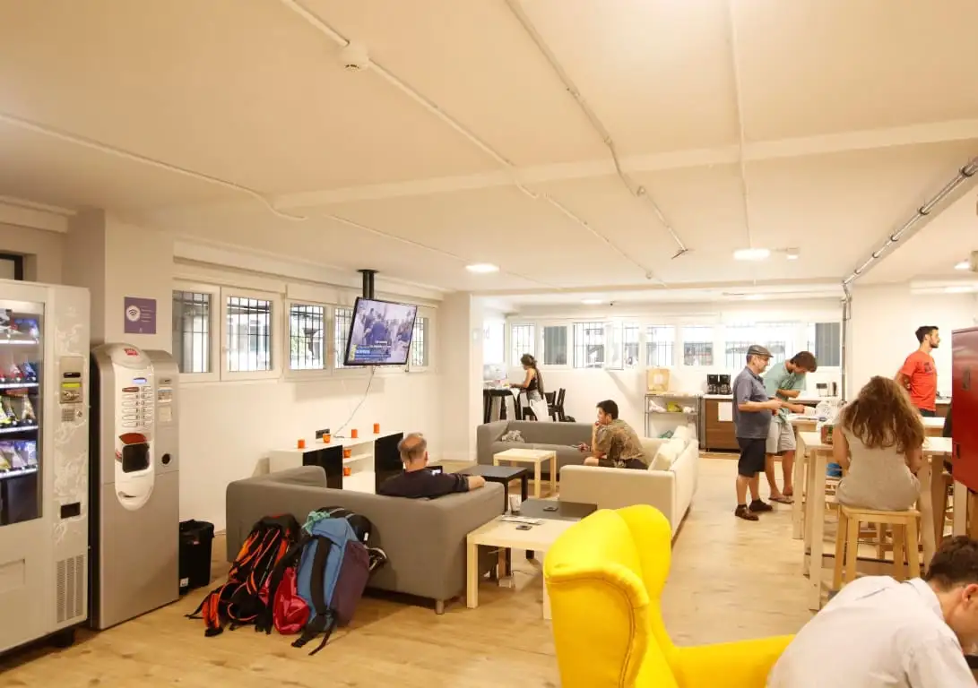 Bilbao Metropolitan Hostel лучшие хостелы в Бильбао