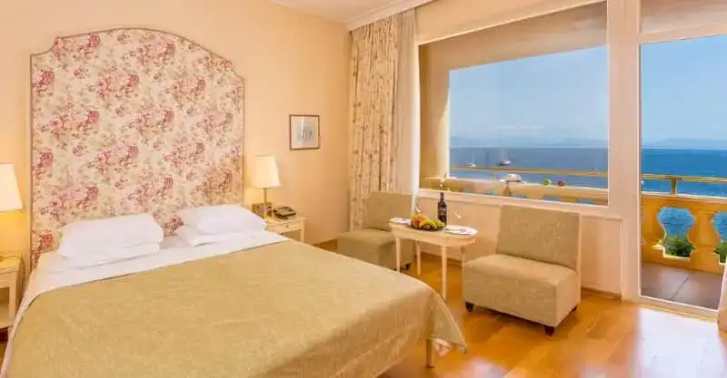 Angelica Hotel