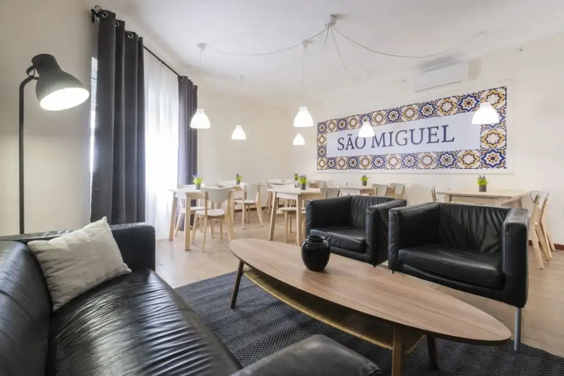 Azores Beach Surf House Ponta Delgada