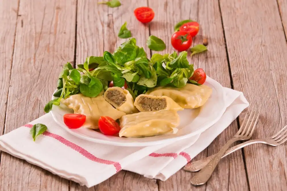 Goûtez au Maultaschen à Stuttgart.