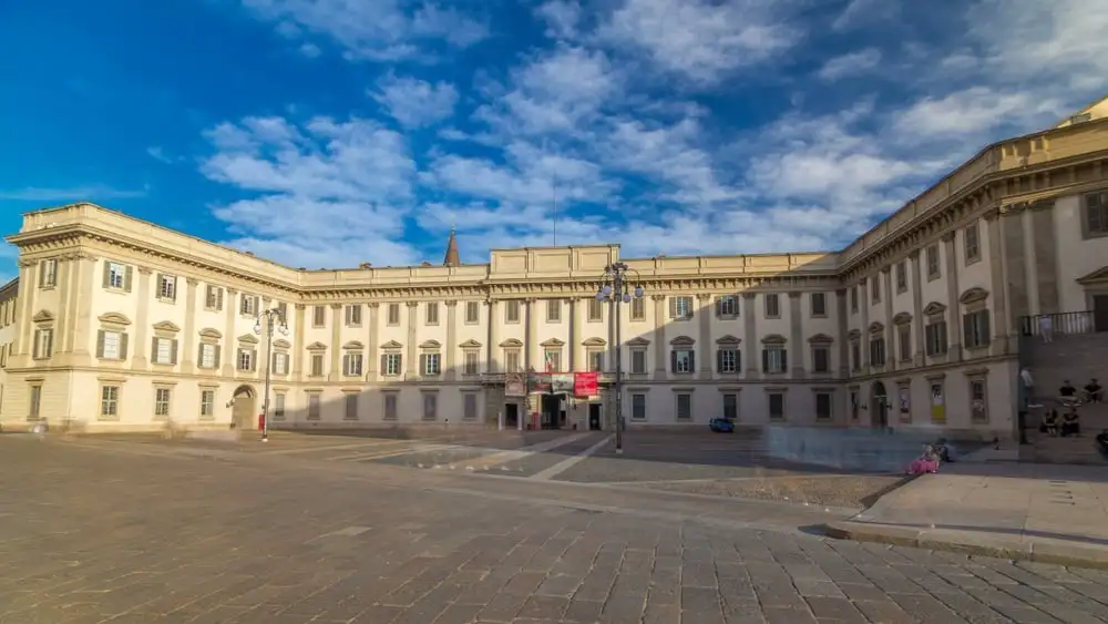 Milan În afara drumurilor bătute