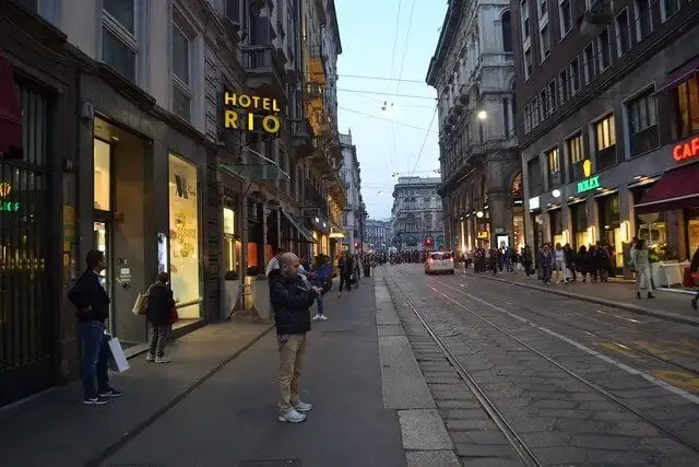 Noapte în cartierul Naviglio