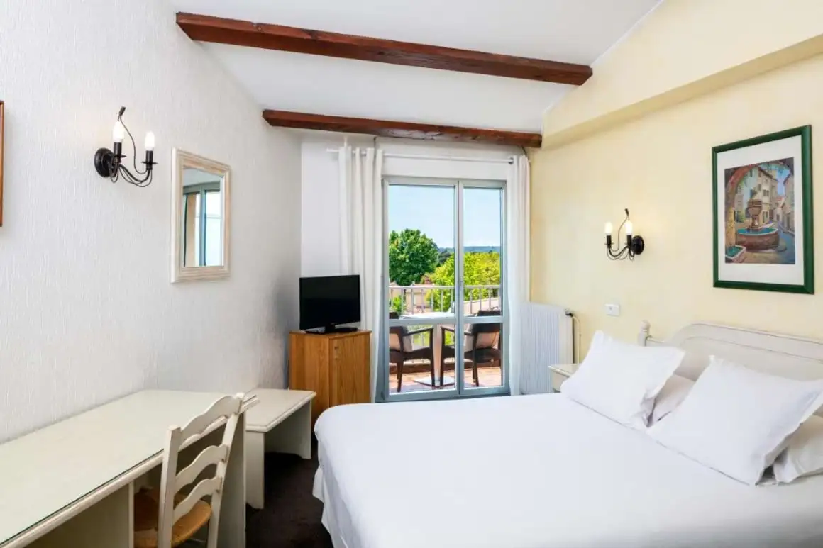 Ett queen-rum på Hotel Le Mozart, Aix en Provence