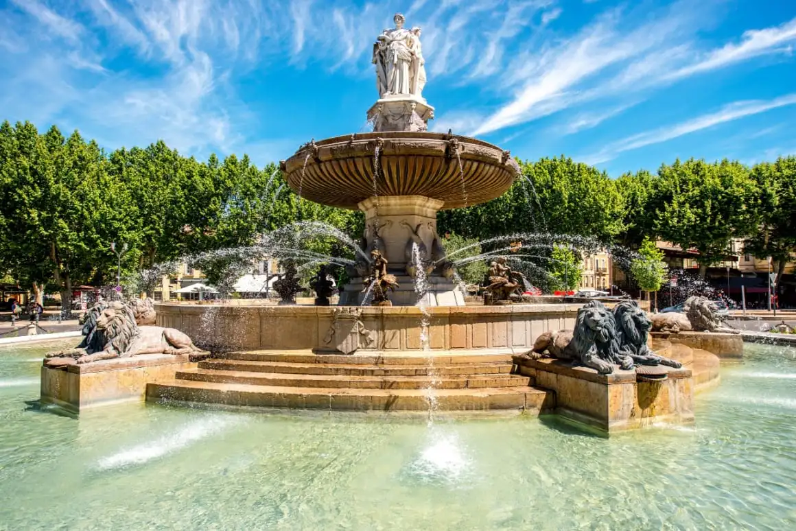 Fontän av Rotonde Aix en Provence