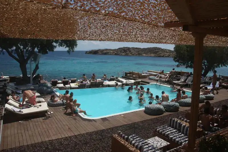 Paradise Beach Camping - Meilleure auberge économique à Mykonos