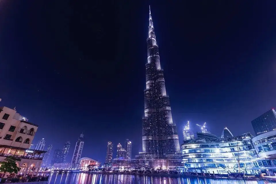 mennyibe kerül egy utazás Dubaiba