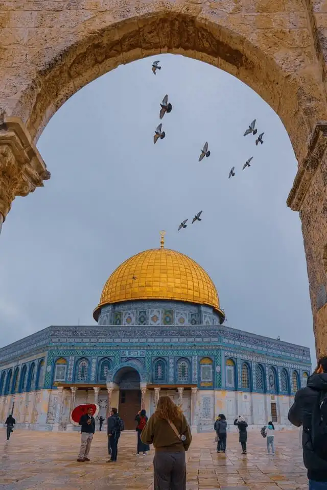 Le Dôme du Rocher sur le Mont du Temple – principale attraction touristique de Jérusalem