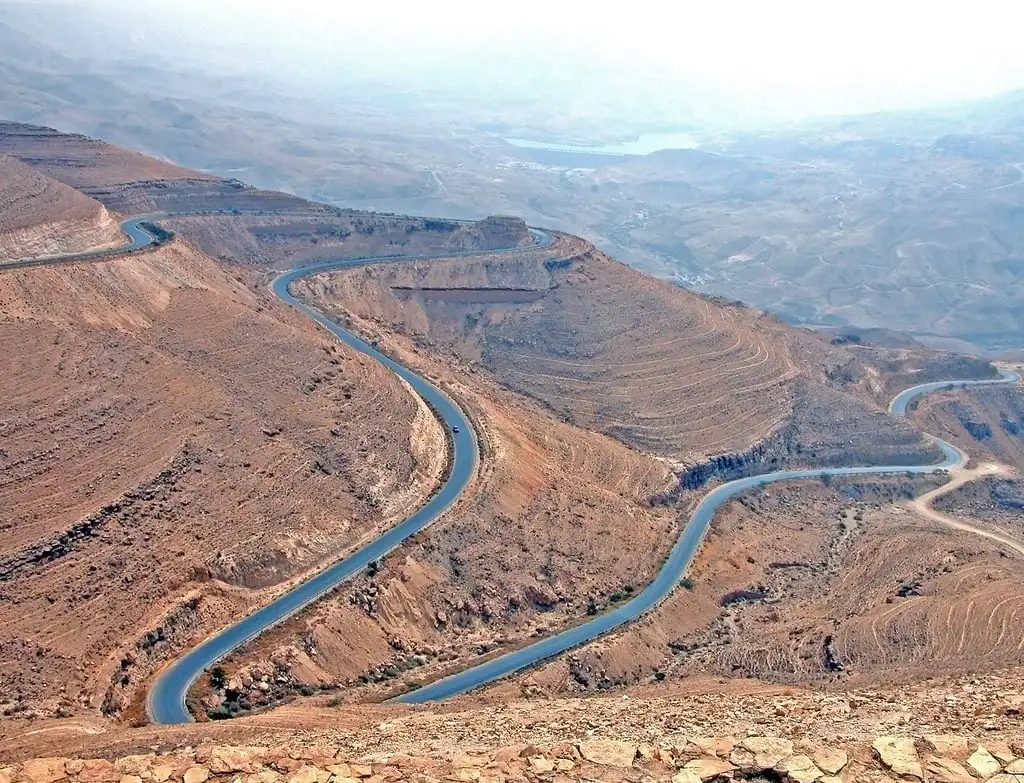 העיר האדומה פטרה בירדן