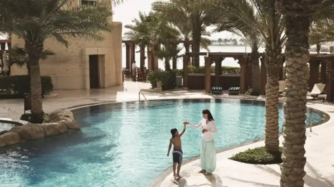Magnifique chambre dans la villa Qatar