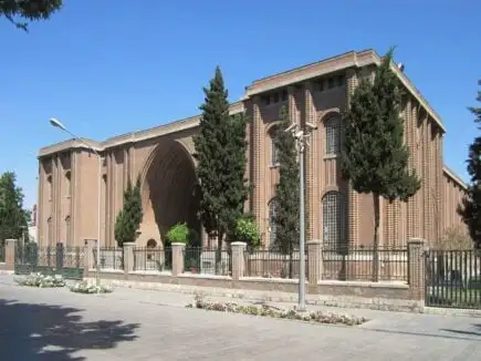Distrikt 12, Teheran