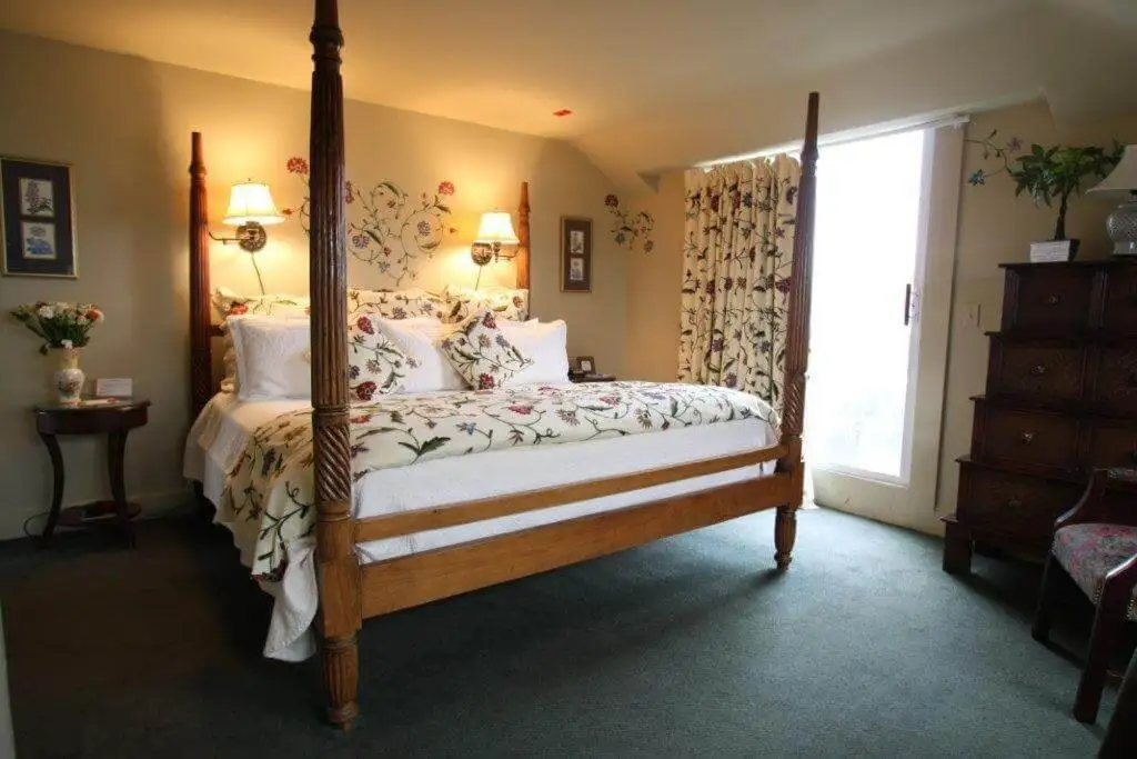 The Carriage House Inn Newport Ascend Hotel Coleção